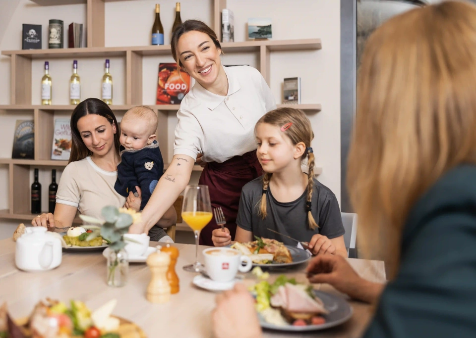 Frühstück mit der ganzen Familie - Restaurant Anna im Schloss Dresden